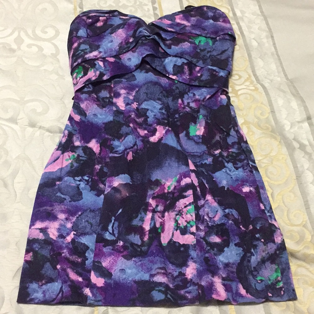 Xoxo 0/0 Petite stamped strapless mini dress